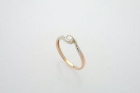 Zlatý prsten s diamantem 2,24g 14kt