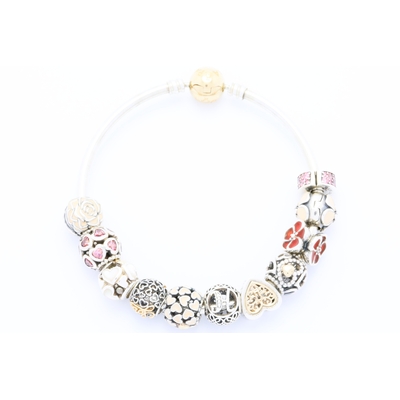 Stř&iacute;brn&yacute; n&aacute;ramek Pandora 36,57&nbsp;g 925