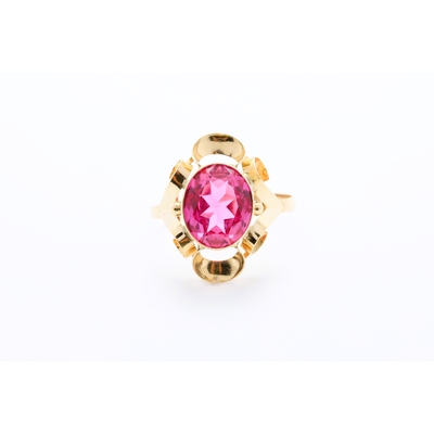 Zlat&yacute; prsten s&nbsp;Rub&iacute;nem 2,68&nbsp;g 14kt