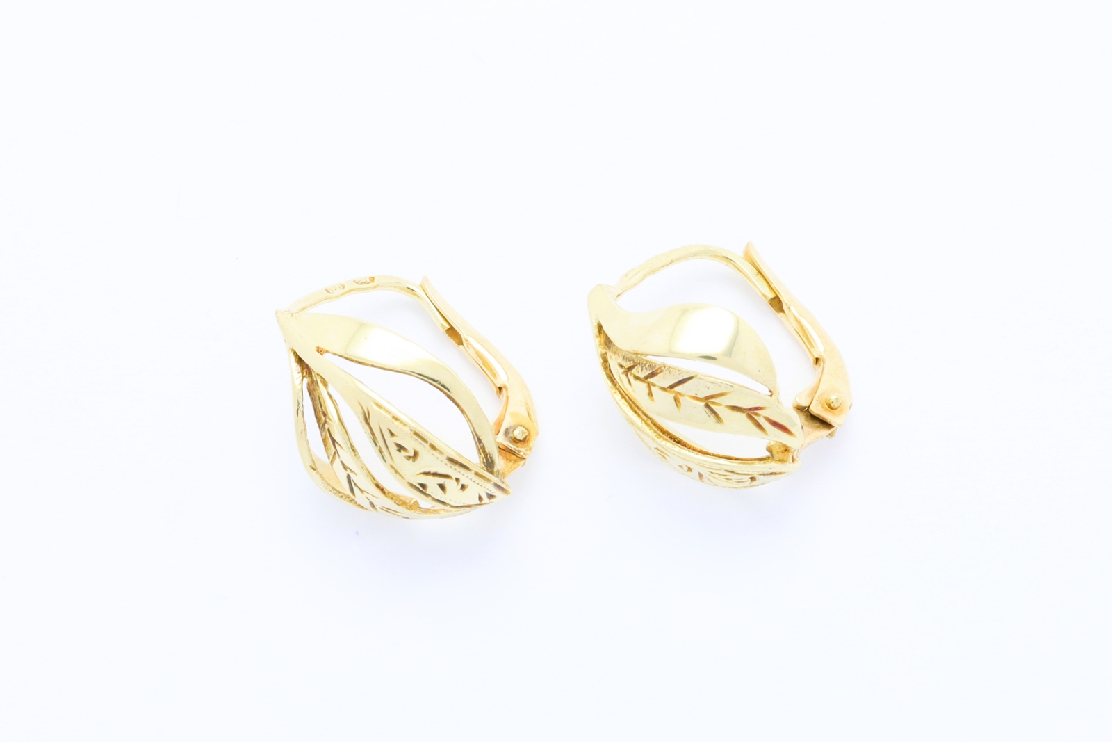 Zlat&eacute; n&aacute;u&scaron;nice 2,39&nbsp;g 14kt