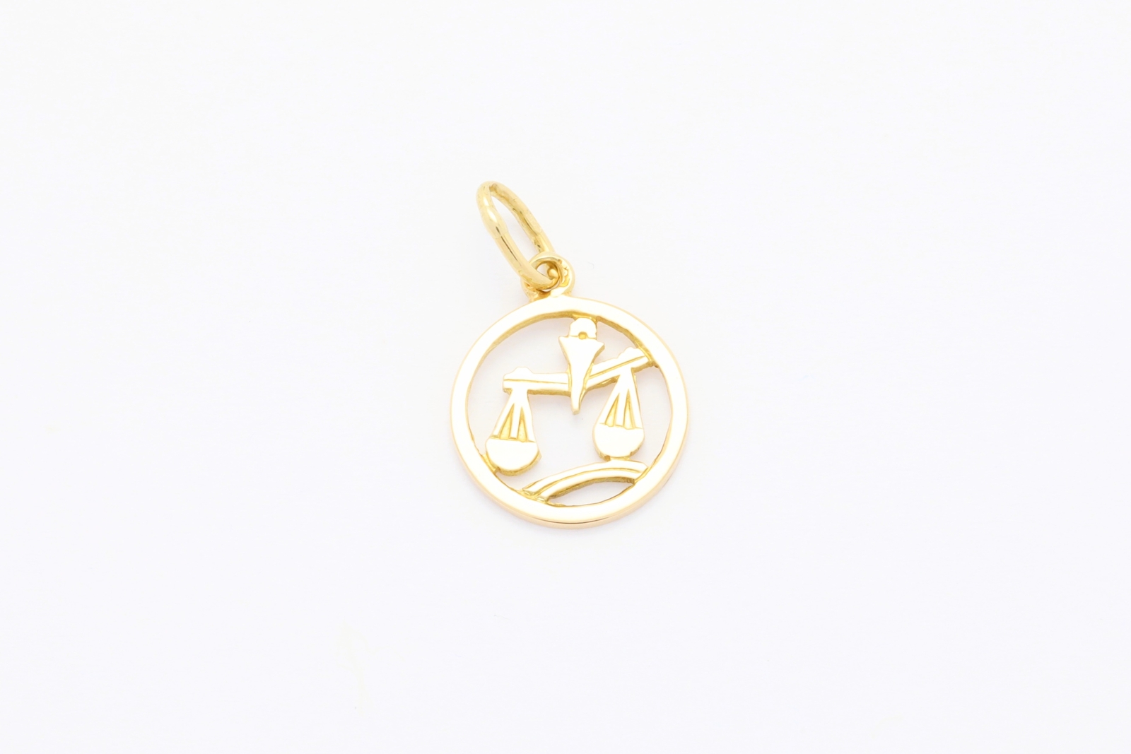 Zlat&yacute; př&iacute;věsek 0,78&nbsp;g 14kt