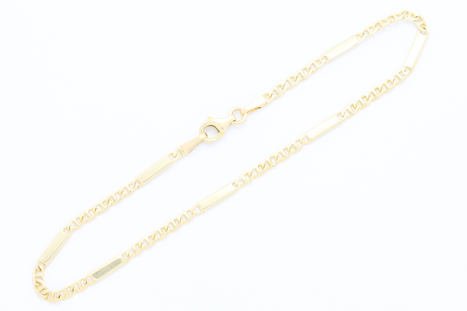 Zlat&yacute; n&aacute;ramek 2,91&nbsp;g 14kt