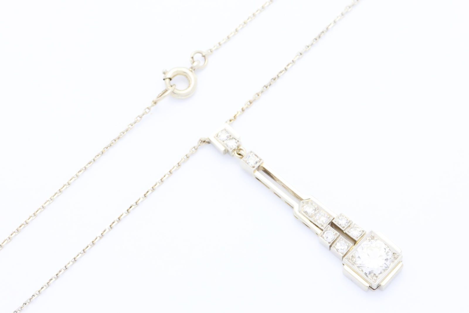 Zlat&yacute; řet&iacute;zek s&nbsp;př&iacute;věskem s&nbsp;diamanty 4,02&nbsp;g 14kt