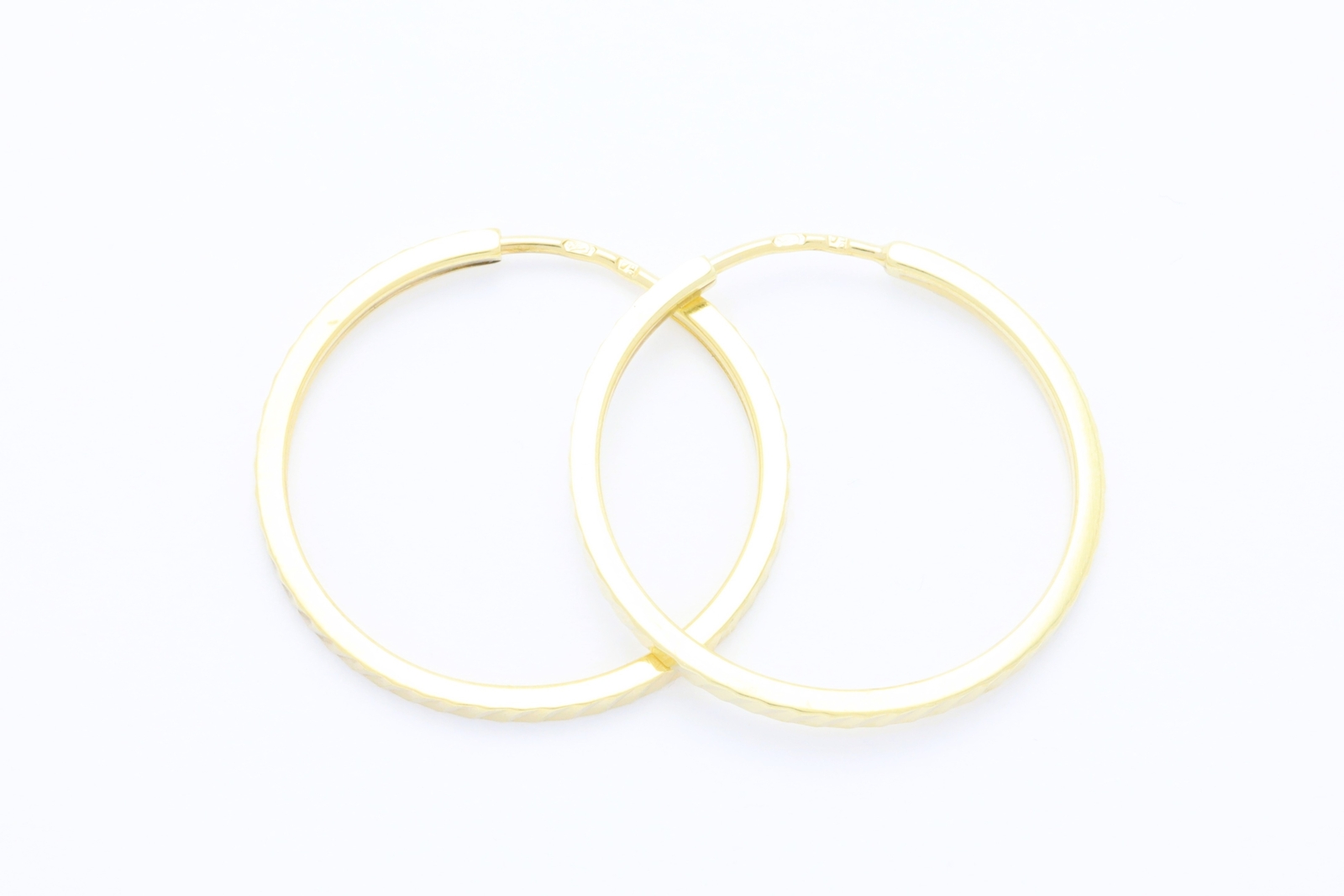 Zlat&eacute; n&aacute;u&scaron;nice 1,65&nbsp;g 14kt