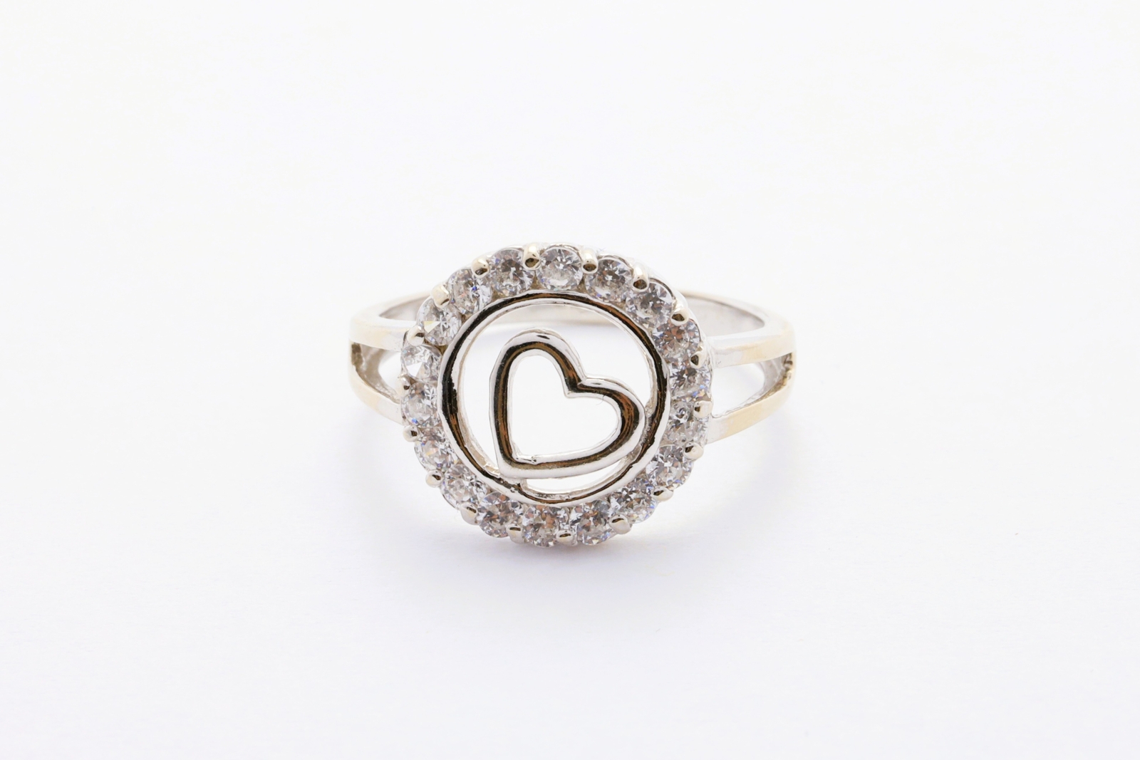 Zlat&yacute; prsten se zirkony 2,31&nbsp;g 14kt