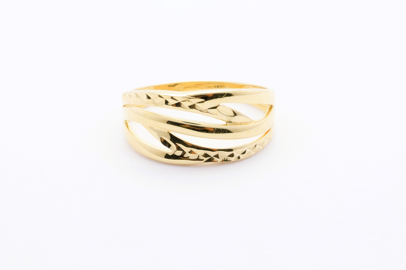 Zlat&yacute; prsten 2,39&nbsp;g 14kt