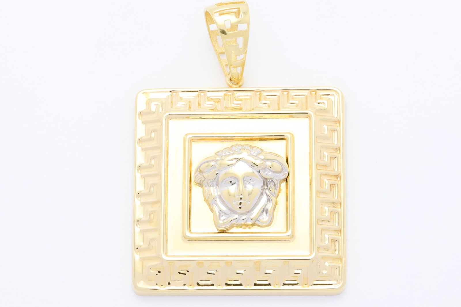 Zlat&yacute; př&iacute;věsek 6,63&nbsp;g 14kt