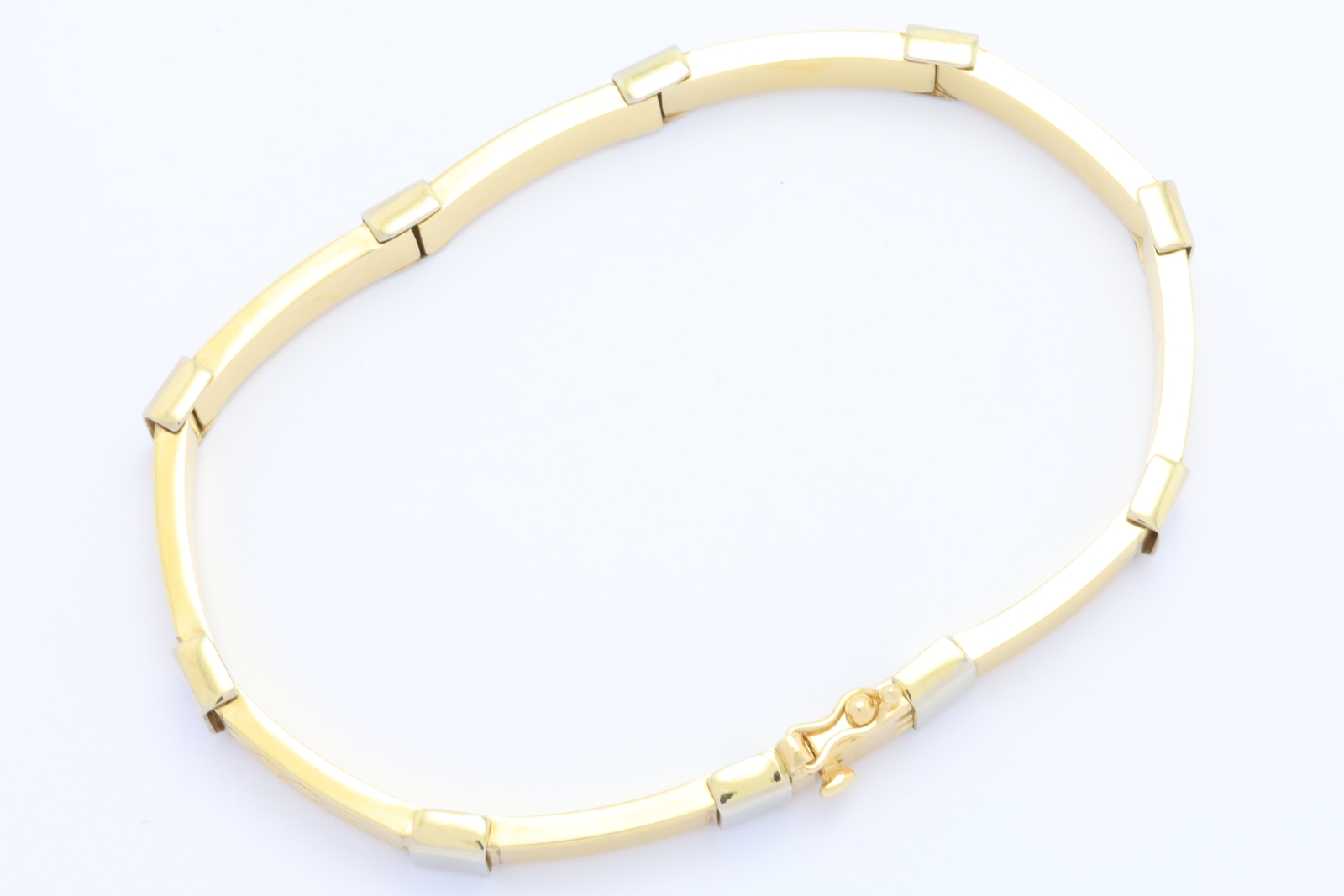 Zlat&yacute; n&aacute;ramek 13,18&nbsp;g 14kt