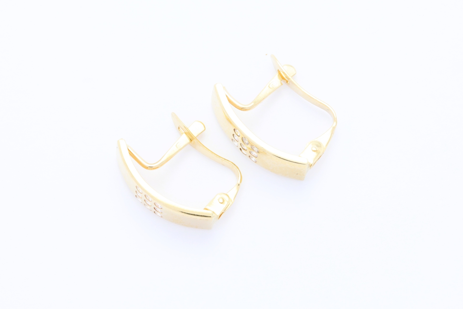 Zlat&eacute; n&aacute;u&scaron;nice se zirkony 0,92&nbsp;g 14kt