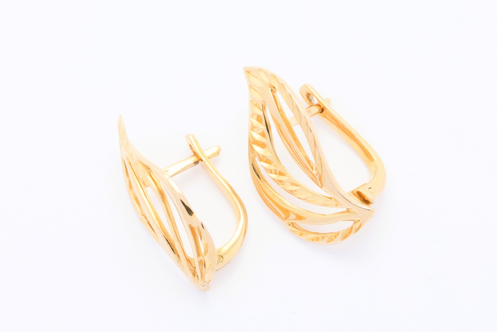 Zlat&eacute; n&aacute;u&scaron;nice 2,90&nbsp;g 14kt