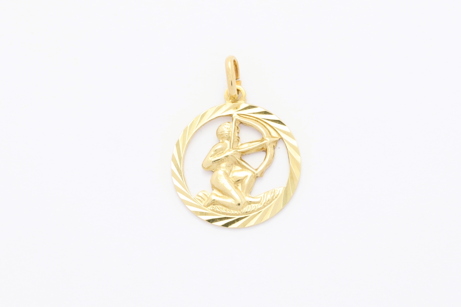 Zlat&yacute; př&iacute;věsek 0,97&nbsp;g 14kt